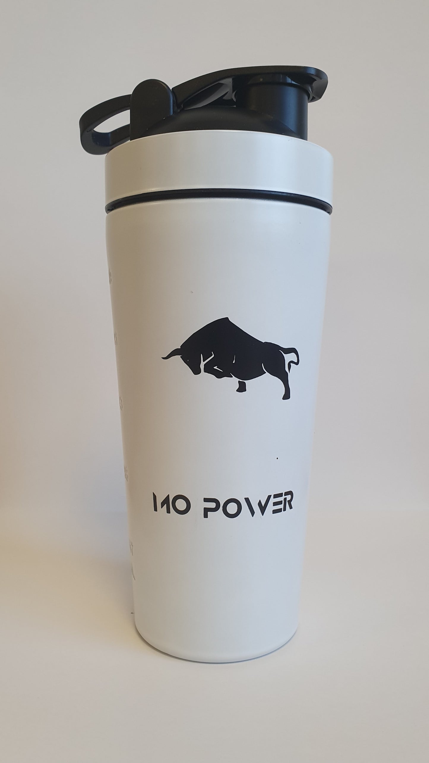 MO POWER x metal shaker- White