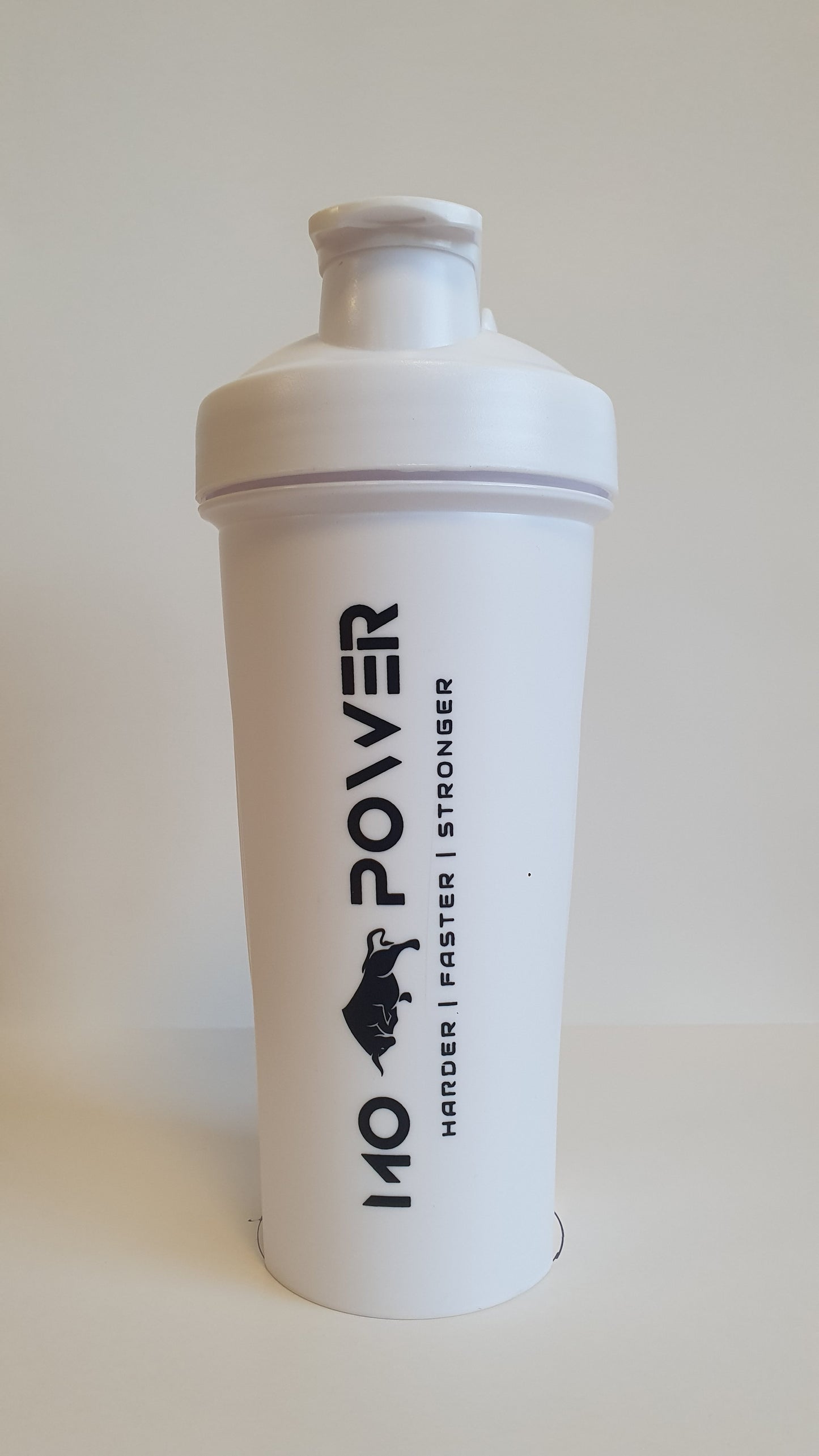 MO POWER x Drink Shaker - White